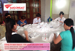 May balo quà tặng cho các bé mầm non